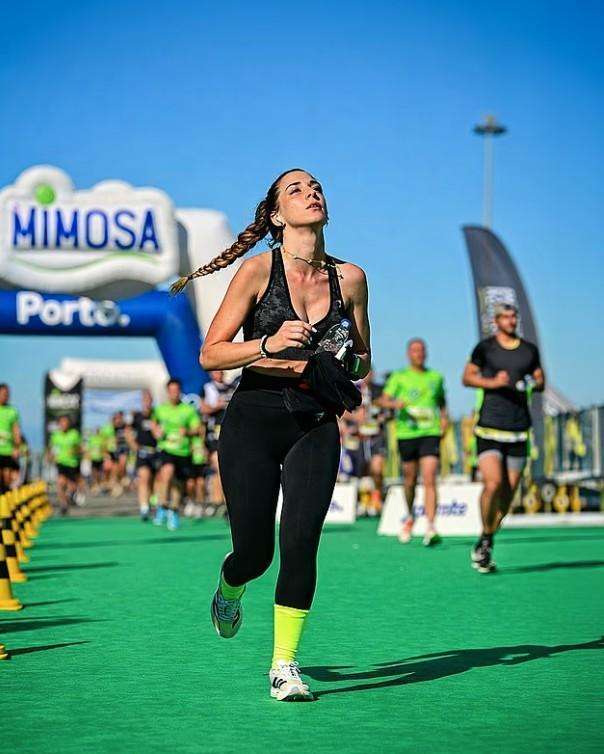  深情缅怀，永恒的20号；若塔遗孀以父亲节跑步，寄托无尽思念。 体育新闻 深情缅怀，永恒的20号；若塔遗孀以父亲节跑步，寄托无尽思念。 体育新闻 深情缅怀，永恒的20号；若塔遗孀以父亲节跑步，寄托无尽思念。 体育新闻