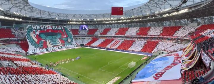  八年征程回首，成都蓉城荣光闪耀；信仰永驻绿茵，向无限未来进发。 体育新闻 八年征程回首，成都蓉城荣光闪耀；信仰永驻绿茵，向无限未来进发。 体育新闻