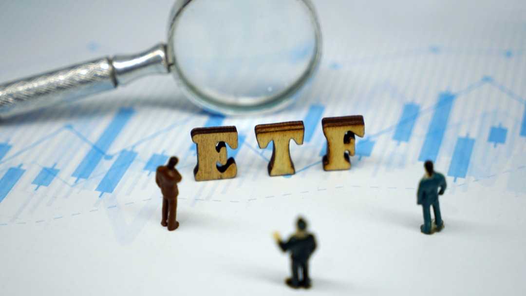  1.5万亿资金博弈：揭秘国家队ETF调仓的量化逻辑 股票财经