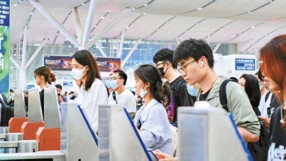  杭州萧山机场：从298万到5040万，25年旅客量跨越17倍的数字密码 新闻