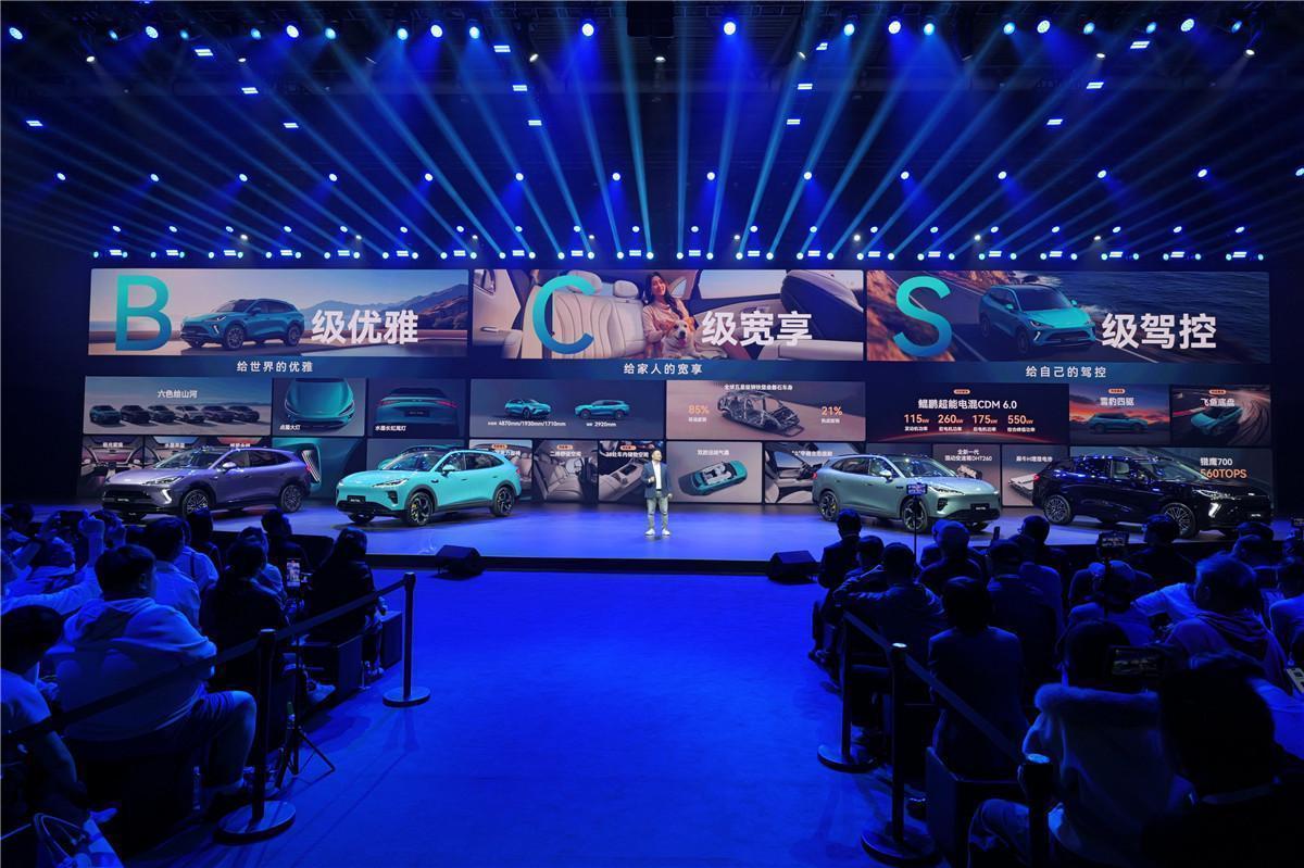  【技术深挖】风云T9L：以“全栈自研”撕开15万级混动市场的技术底牌 汽车科技